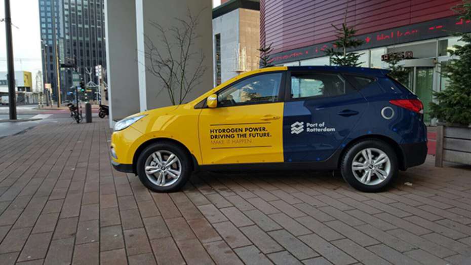 PortOfRotterdam's tweet image. The Port of Rotterdam Authority flashes into the future with the hydrogen car portofrotterdam.com/en/news-and-pr…