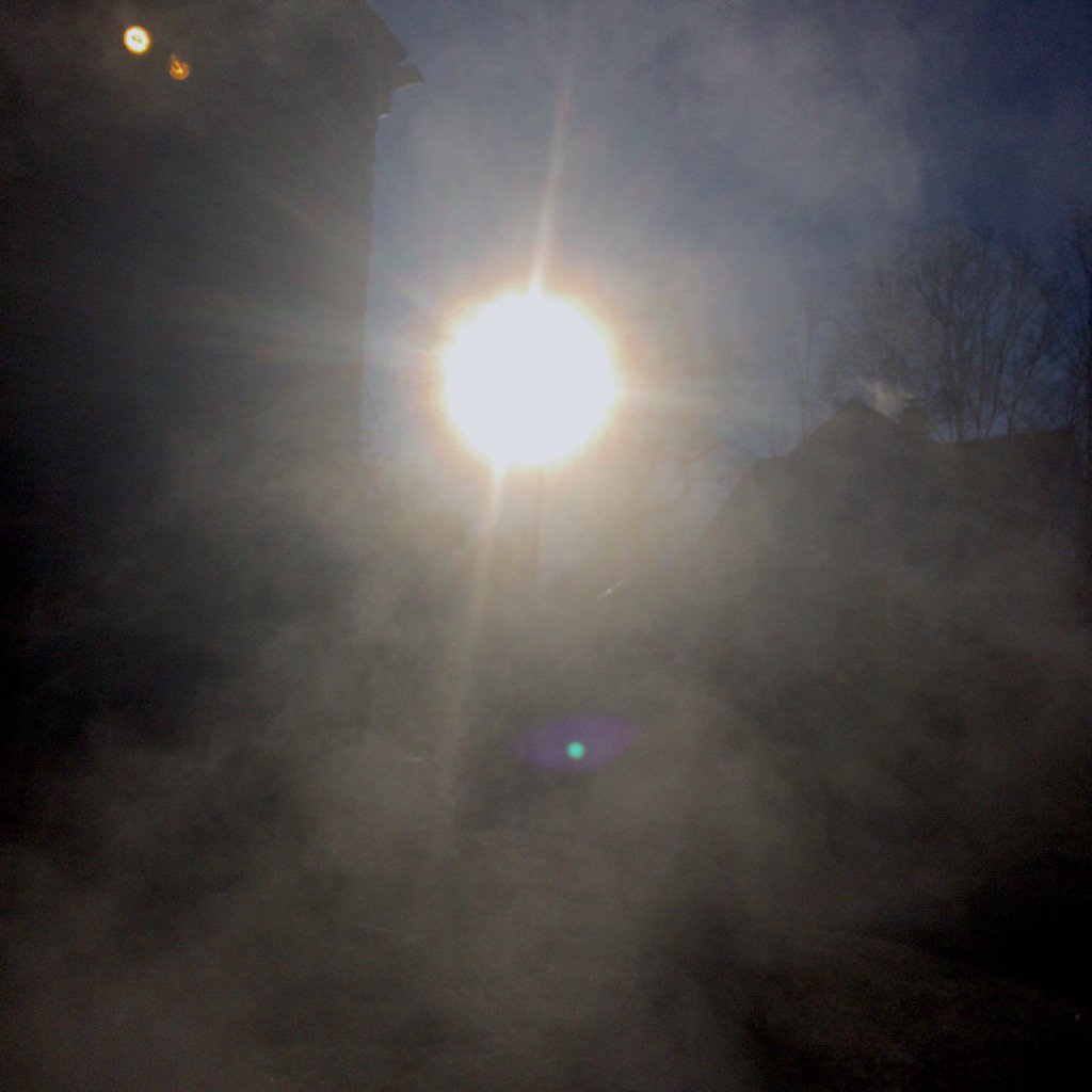 jenyp's tweet image. Morning Exhale. #howcoldisit #breath #chilly