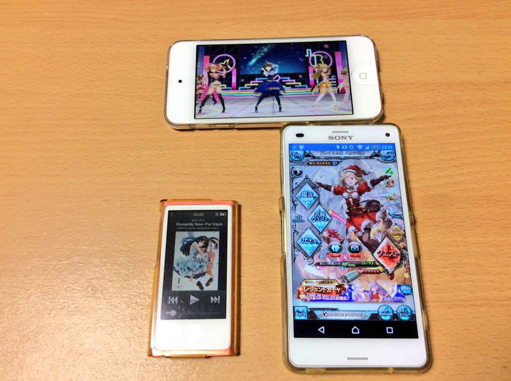 最終兵器k Nanoじゃ曲が入りきらなくなったのでipod Touch 6thを購入 Osを最新に上げてデレステとグラブル 遊んだら Z3cが比較にならないほど快適でビックリしたわ 問題はいくつかのアプリが英語版になった事かな T Co Uuavcf7yjo