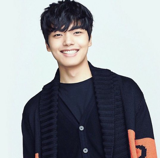 Е джун. Yeo Jin goo. Ё Джин ГУ / Yeo Jin-goo. Ё Чжин ГУ актер. Ё Джин ГУ 2020.