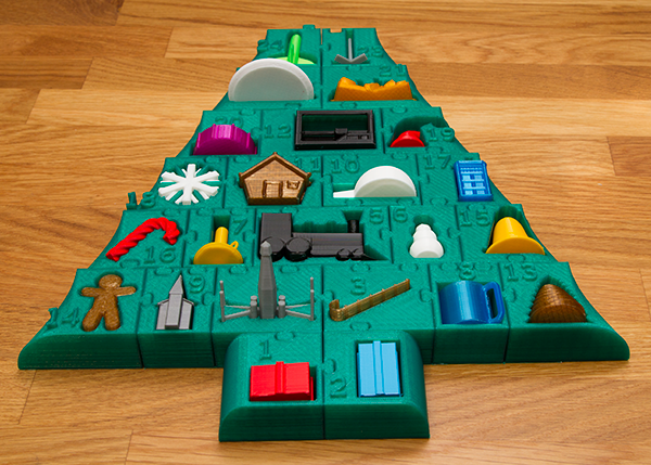 Day 24-Rocket.2nd last piece in the advent calendar. <a href="/thingiverse/">Thingiverse</a> snip.ly/qTkq #3dprinting #christmaseve