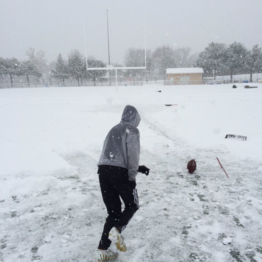 cole_frahm's tweet photo. Rise and grind #anotherone https://t.co/zKnsWnOQ4Y