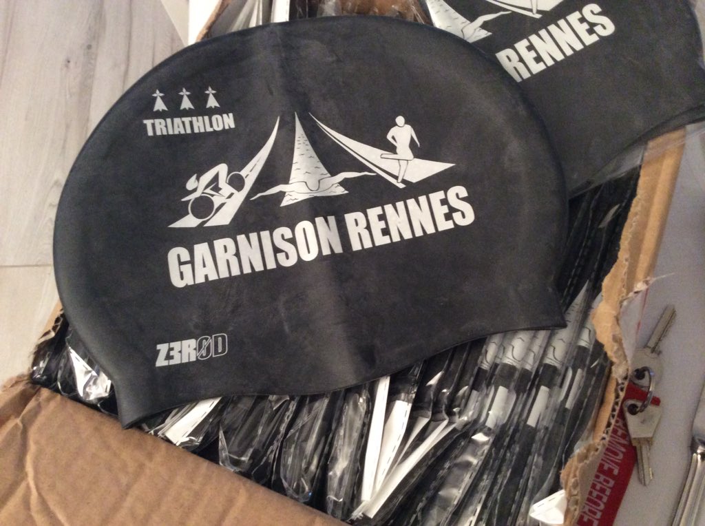 CSGR_Triathlon's tweet photo. Le père Noël est passé avant l'heure 🏊🏊🏊 https://t.co/15PEJGKN1o