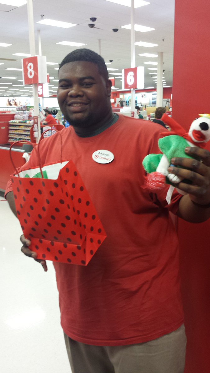 SCvach's tweet photo. Alex is the man....he already got 3 redcards and the day is still young! #bestteaminretail  @GinaMogollon @jpj5101 https://t.co/kMOSyckPSB