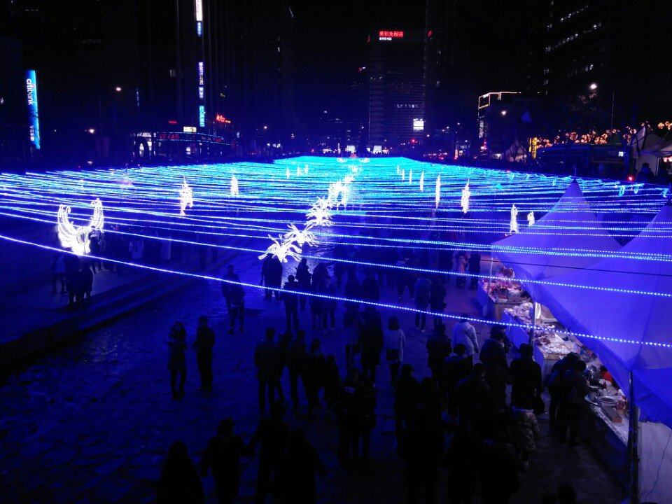 3시간전 크리스마스이브 청계천 상황 | 인스티즈