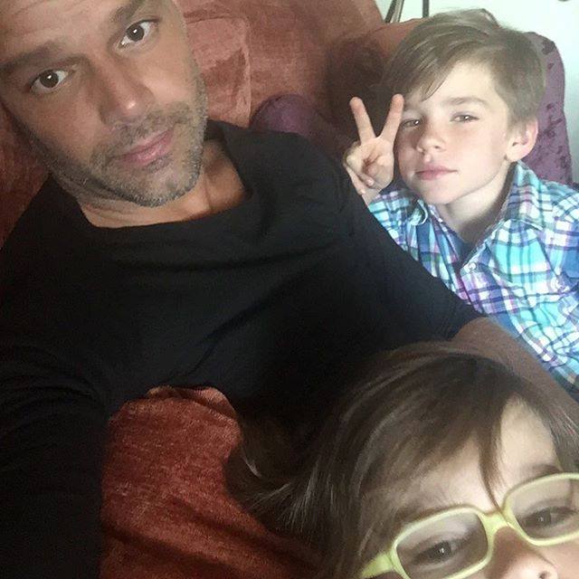 jpus_br's tweet photo. #2: Matteo and Valentino. @ricky_martin #TSARM #graciasRicky #FelizCumpleanosRicky https://t.co/Z5FILG6gJX