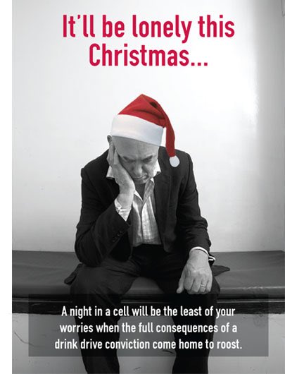 DerbysDogPolice's tweet photo. Enjoy your Christmas celebrations but plan how you are getting home #dontdrinkanddrive #DontGetSmashed https://t.co/KFruT02SaN
