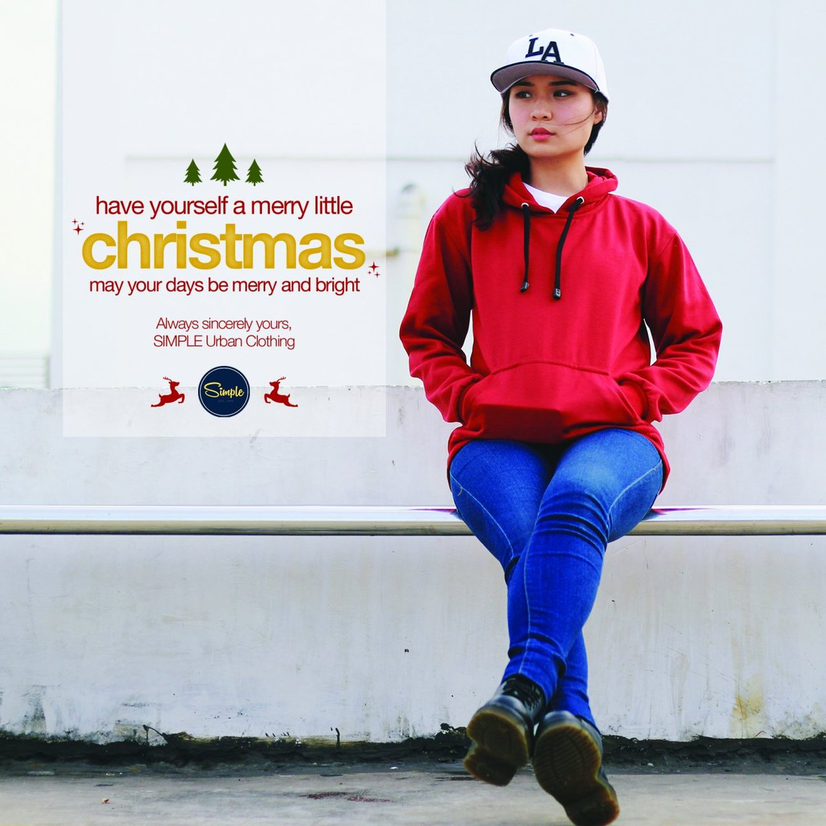 iwearsimple's tweet photo. Selamat natal 2015
Bagi seluruh umat kristiani yang merayakan :D
May your days be merry and bright! https://t.co/jVQEy1rQYR
