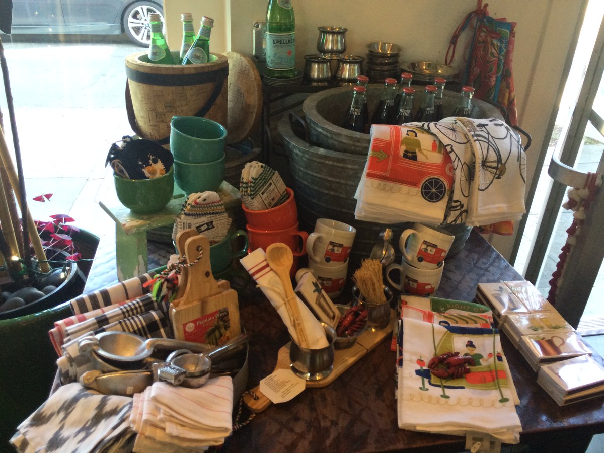 ConchitaStore's tweet photo. We have plenty of last minute gift ideas. Come see our gift-sets, stocking stuffers, &amp; other presents! #marincounty https://t.co/VxIomKz9pO