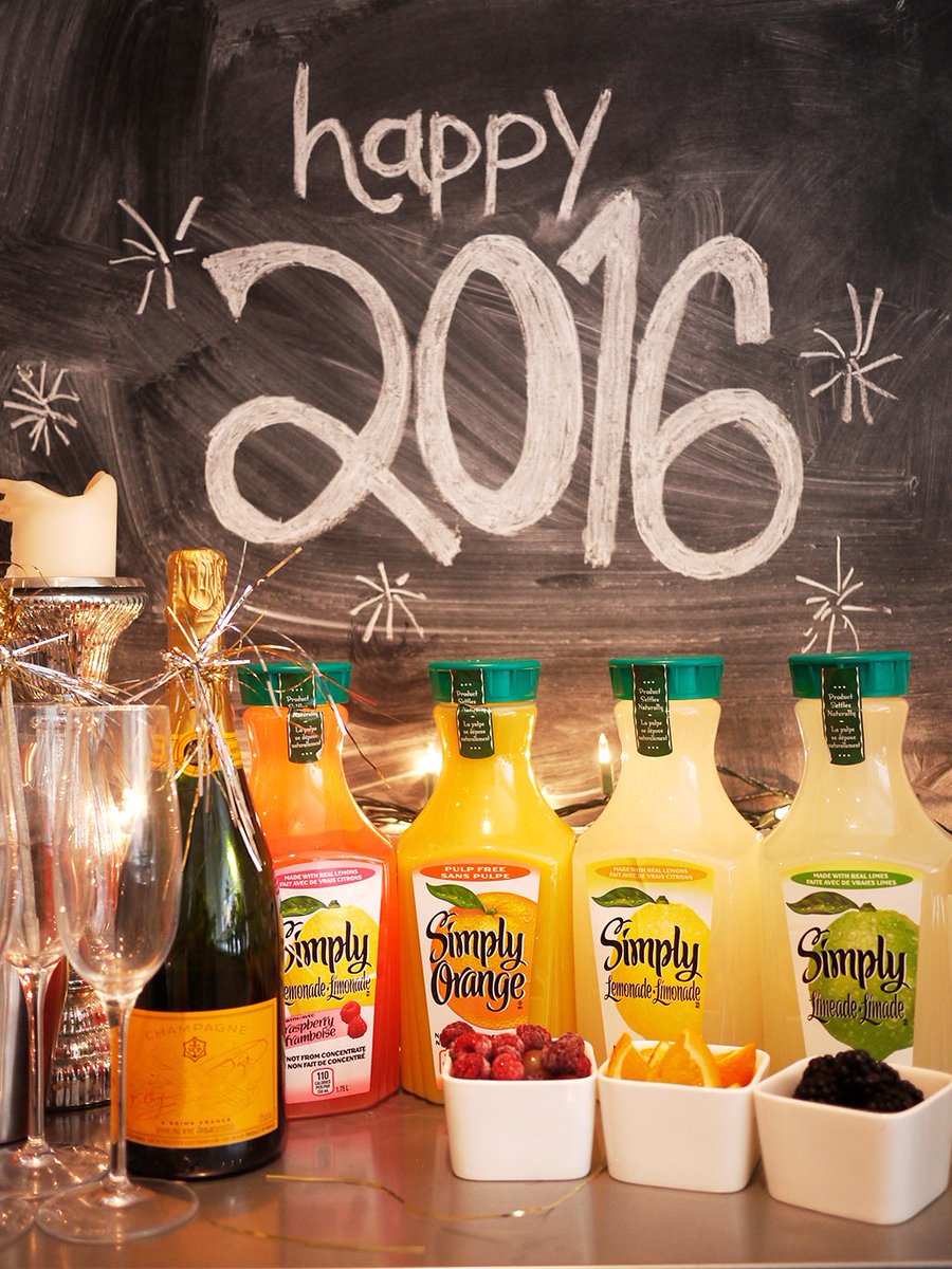 Of course I'm ringing in the New Year with a mimosa bar! #HappyNewYear #SimplyMoments #enjoyresponsibly