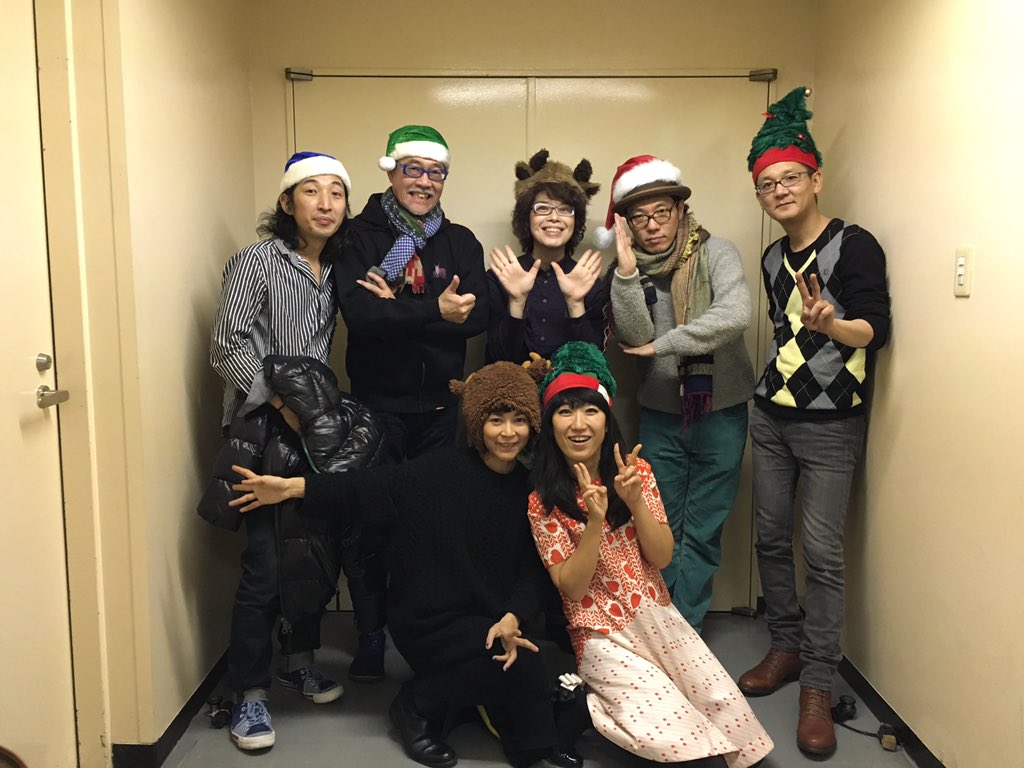 Twitter पर Laughin ハナレグミ 本日は大宮エリーさんと原田郁子 クラムボン さんのイベント 物語の生まれる場所 At 銀河劇場 Vol 2 に飛び入りゲストのおおはた雄一さんと出演させていただきました 素敵なクリスマスイベントありがとうございました Twitter पर Laughin ハナレグミ 本日は大宮エリーさんと原田郁子 クラムボン さんのイベント 物語の生まれる場所 At 銀河劇場 Vol 2 に飛び入りゲストのおおはた雄一さんと出演させていただきました 素敵なクリスマスイベントありがとうございました