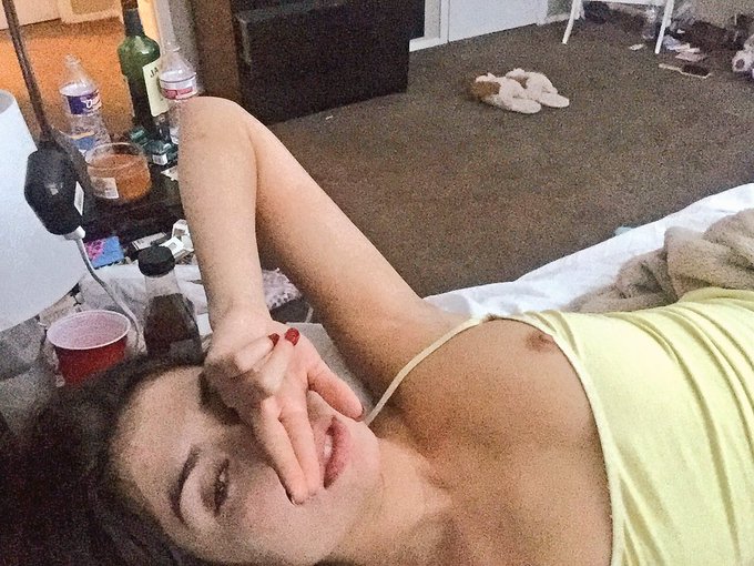 Murry Christmas Eve pervs 🌤 https://t.co/AAJs7c9P03