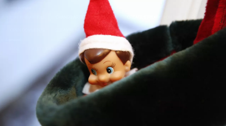 voxdotcom's tweet photo. The Elf on the Shelf is the greatest fraud ever pulled on children https://t.co/AjDZlghtDe https://t.co/ik02g2loSc