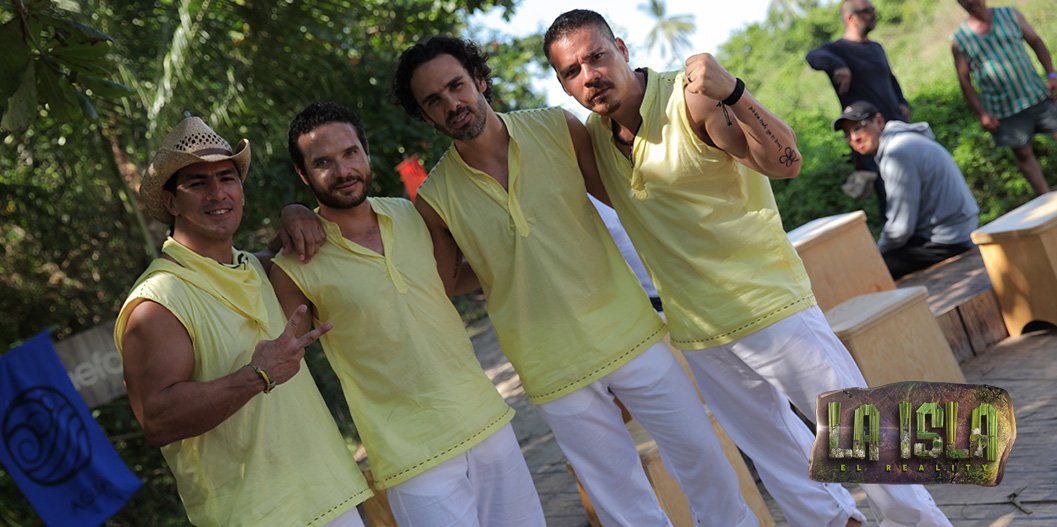 IslaReality's tweet photo. ¡Tómala, guerreros! Ni se imaginan lo que pasó detrás de cámaras de #FinalIsla. https://t.co/TawG3BtFV6 https://t.co/5csKoB9KQG