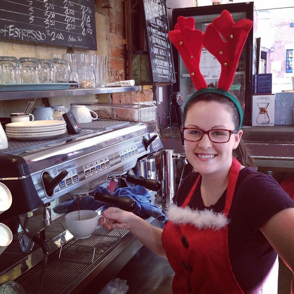 MulberryCoffee's tweet photo. We're here all day folks! Till 6pm anyway #feelingfestive #hamont #jamesnorthpole πππ https://t.co/2vRNcJTbWm