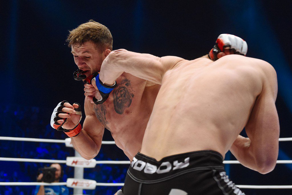 M1GlobalNews's tweet photo. #ViktorNemkov vs Stephan Puetz fight moment at #M1Challenge63. #Throwback2015 #MMA #Fighting #M1Global #Fighters https://t.co/B7gYbUOKBh