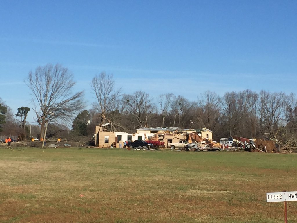 RecoWatson's tweet photo. D73 in Holly Spring &amp; Ashland MS assisting tornado victims @CockeMayo @thdjoelcog @TeamDepot @cwwaits @LayneThome https://t.co/IIj46W3uit