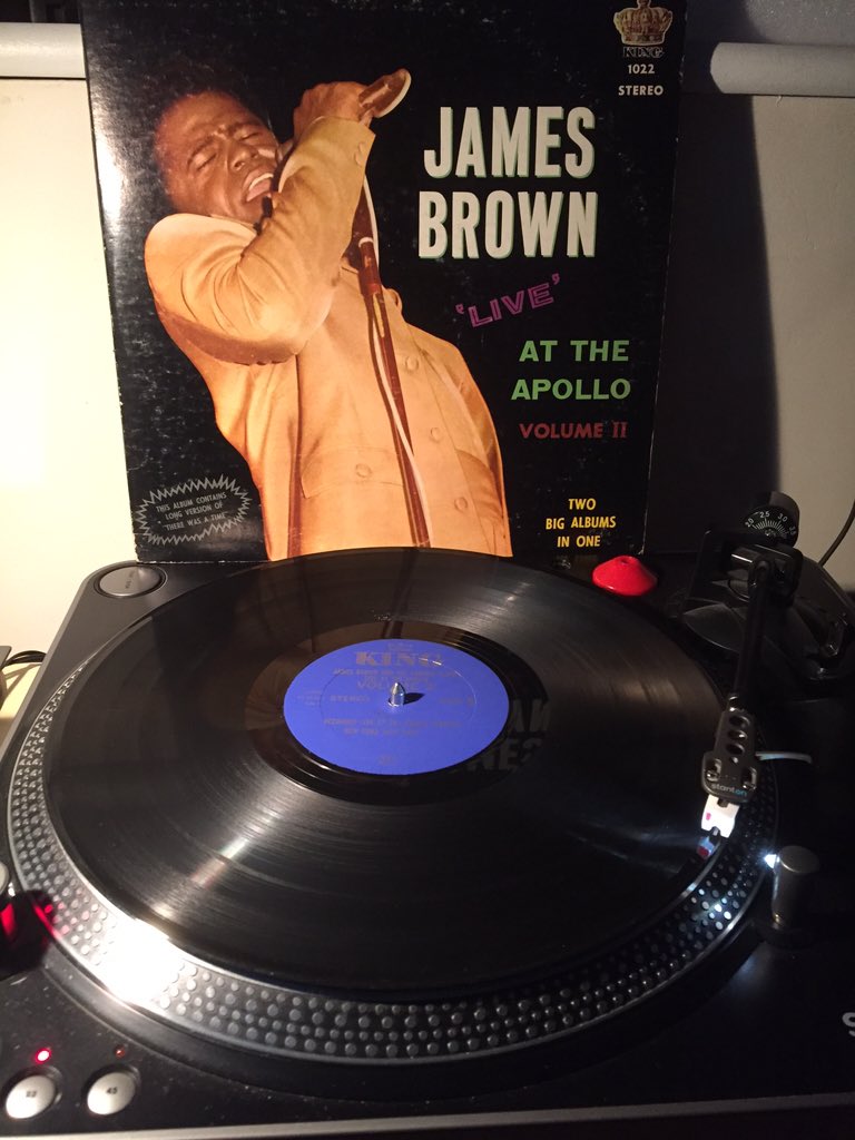 Wolfster45's tweet photo. #NowPlaying James Brown Live At The Apollo 2 @wrighty65 @Nigesoul @FunkDingle @tansleyboy @Mick1876Mick #funkpower https://t.co/1LlSzGen0u