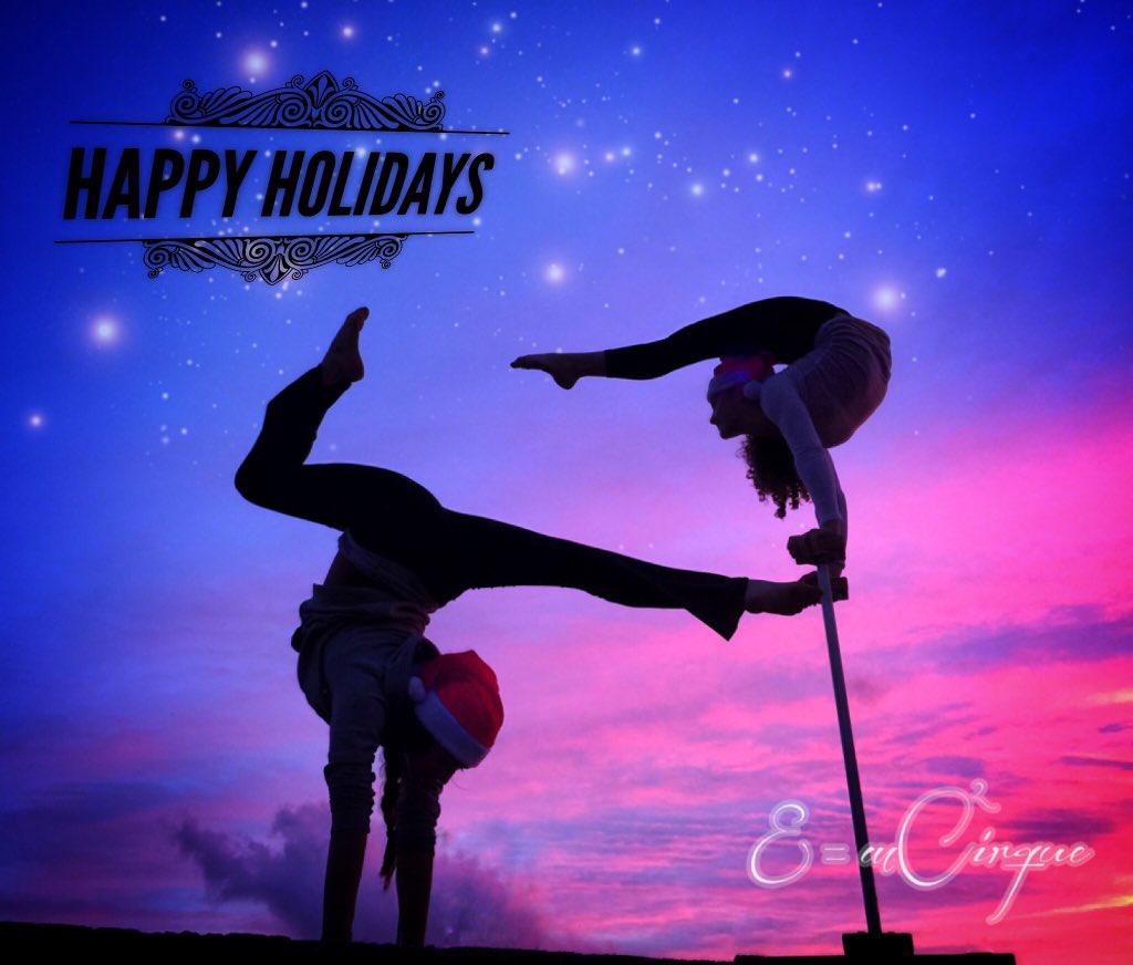 EMCirque's tweet photo. Happy Holidays! Best wishes for the New Year and the end of this one 🎪
#emcirque #followyourdreams #chaseyourdreams https://t.co/KvPlAbcIVm