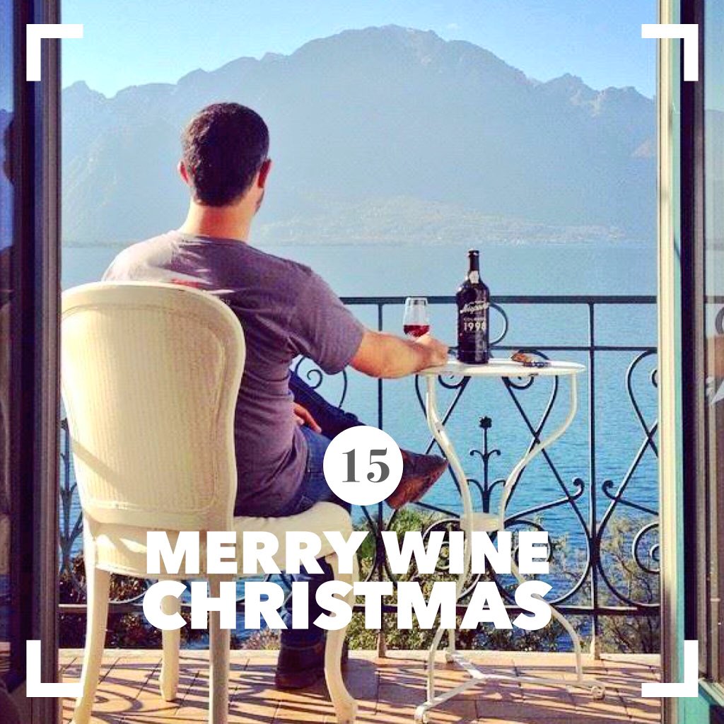 andrerib's tweet photo. Merry Wine Christmas everyone! #winelover https://t.co/tciv4UQawY