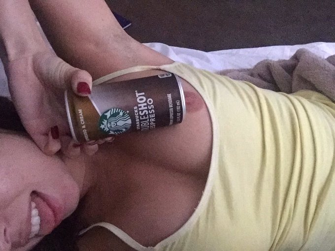 Obsessed https://t.co/jq5yP8kICD<a href="/tag/porniversary"class="tags"><span>#porniversary</span></a>