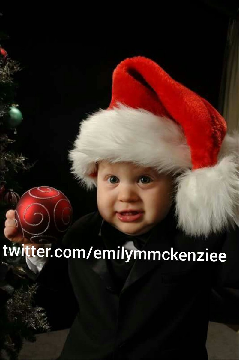 emilymmckenziee's tweet photo. Tomorrow is Christmas🎄
Liam when he was 10 months old!!😁
so cute💜 https://t.co/1P61PKK3tX
