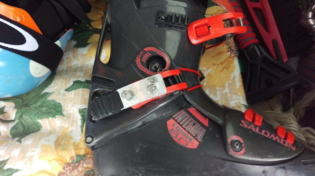 ItsMcMikeTime's tweet photo. There is nothing my Father-in-law can't fix with bolts, aluminum stock, and vinyl tape. #fixitfred https://t.co/lTPQHZYiZd