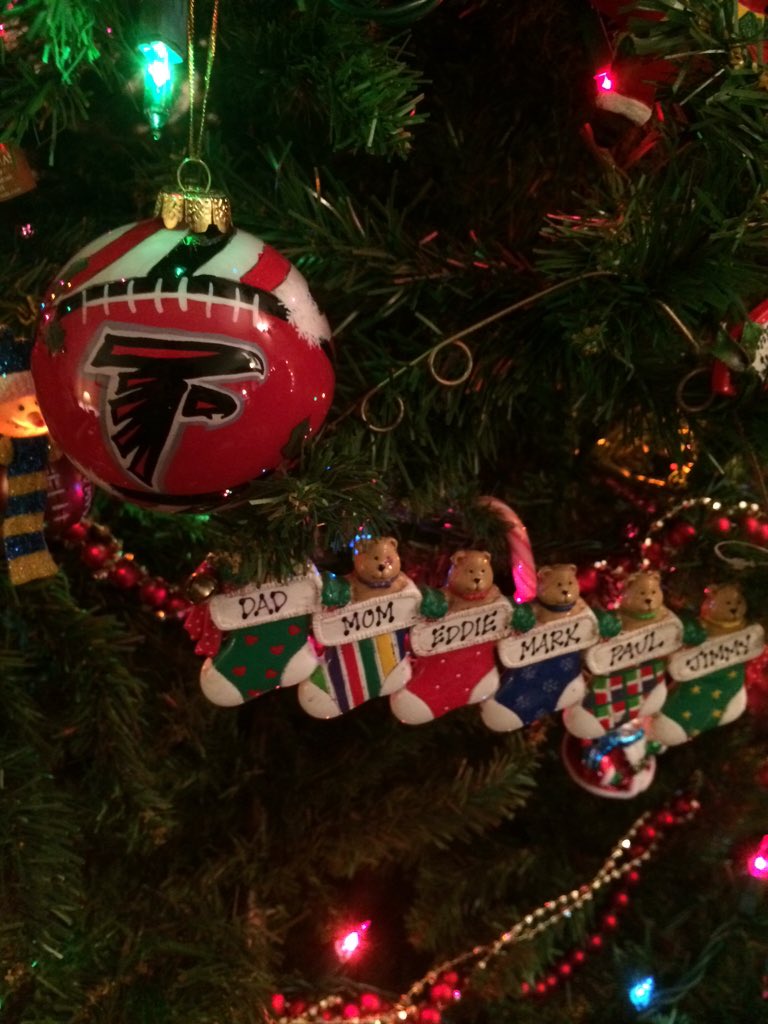 ChangetimeUSA's tweet photo. Merry Christmas from the Worrilow family! https://t.co/ozhGSaUpwu