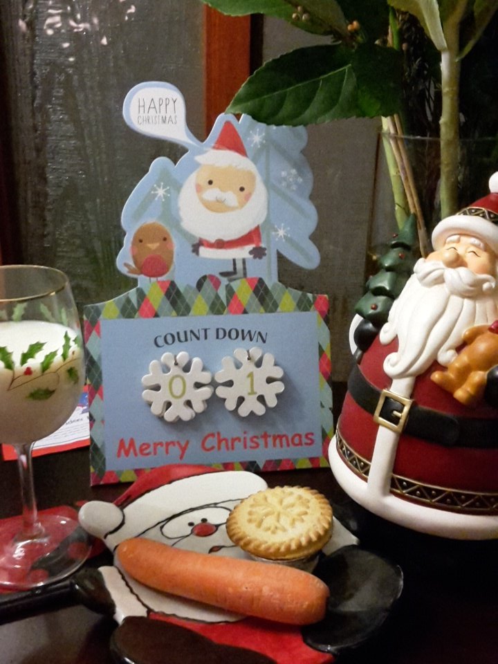 MrsKeithHT's tweet photo. Ready for Santa #bowhome #bowfestive.
Merry Christmas! https://t.co/9AmBgkRSjD