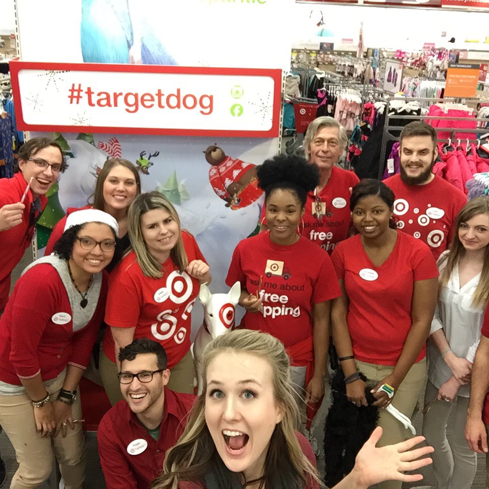 lanier_loftin's tweet photo. Merry Christmas from the T1302 closing team. @baileyroy5692  @ReggieSwick @LHaas87 https://t.co/zn7qY5Y793