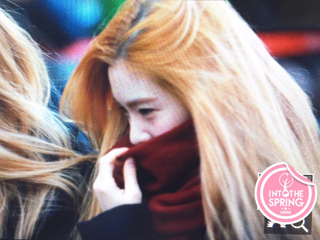 itspring_0329's tweet photo. 151225 뮤직뱅크 출근길 #레드벨벳 #덤덤 #아이린  #DUMBDUMB   Merry Christmas🎄🎄😘☃~ https://t.co/qCCotzHPia
