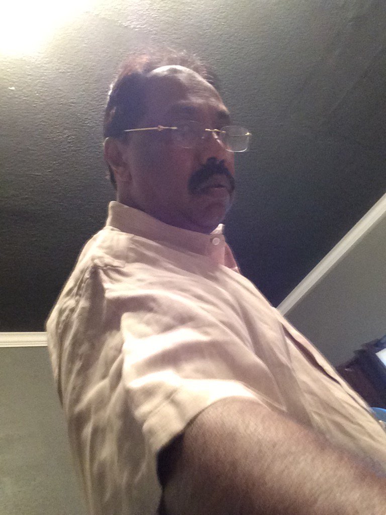 promodaniel49's tweet photo. Thankful for a dad who invests in me. #myday1 https://t.co/t3aKFvw981