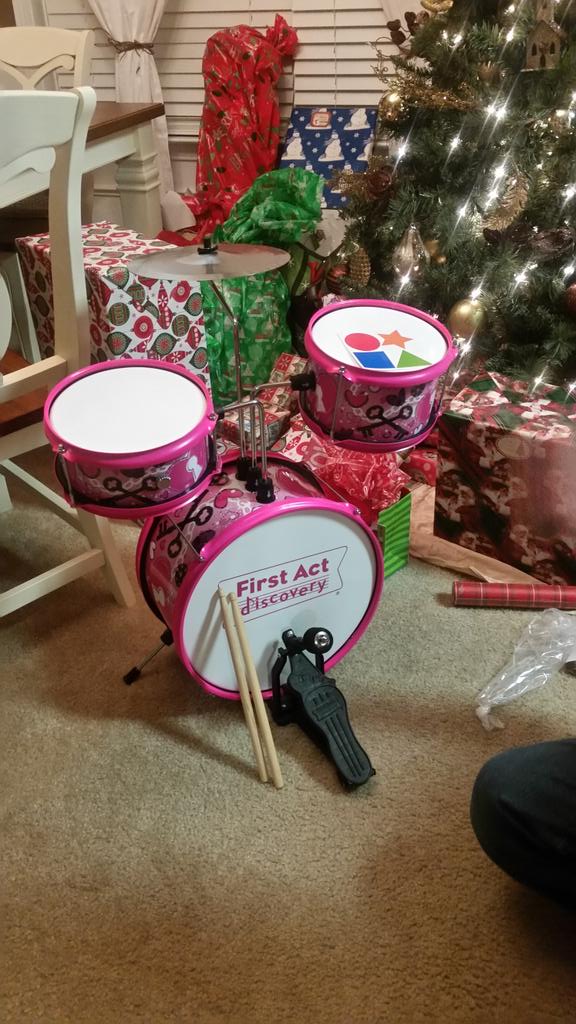 JamieWMatlock's tweet photo. Why yes Im living vicariously through my child.Theres no judgement here.I hope she plays until she drums her eye out https://t.co/M0PYuRHuzM