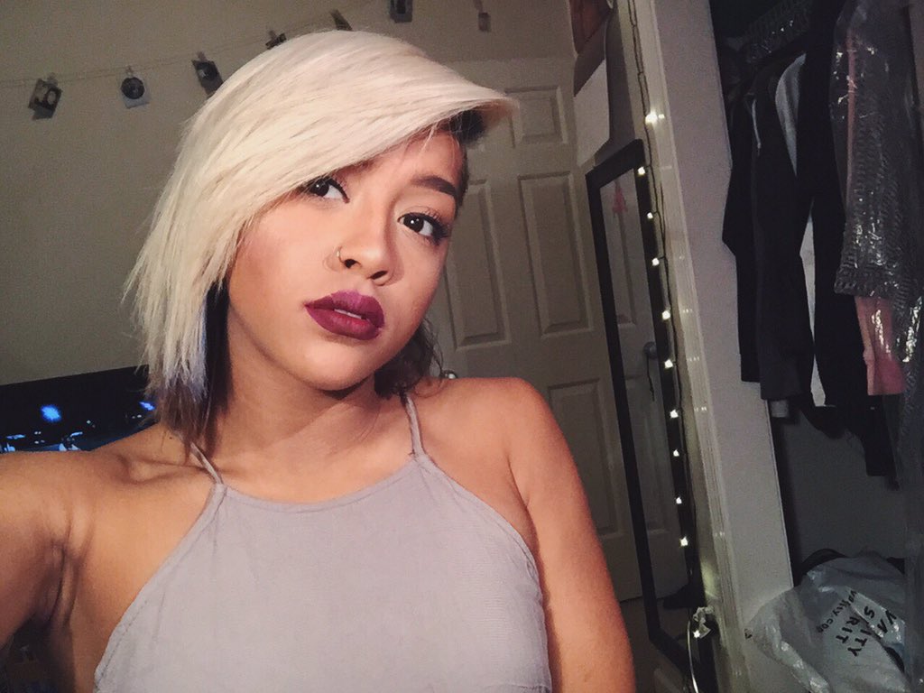 destinegro's tweet photo. 💓❄️😋☄😝😙 https://t.co/cqoENlB5K1