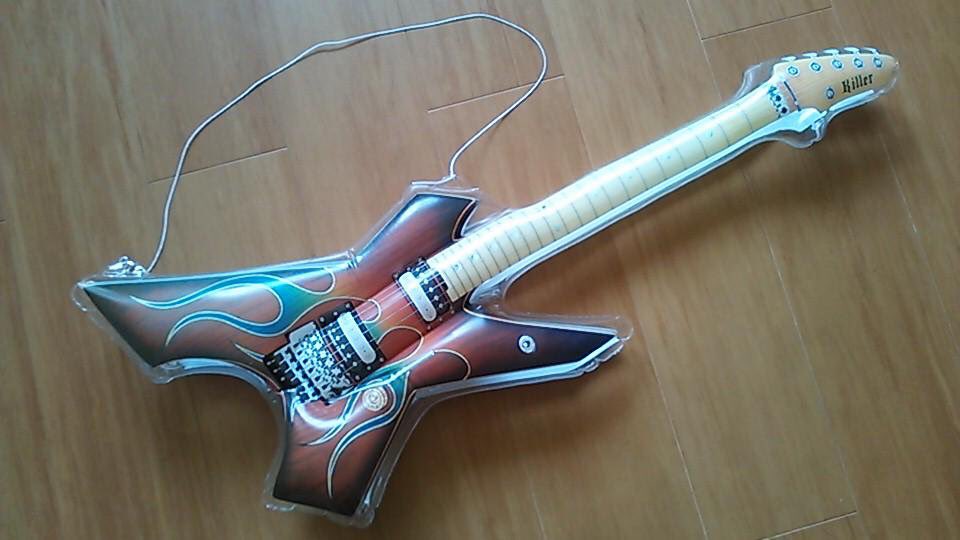 バンドのライブグッズダサすぎ選手権