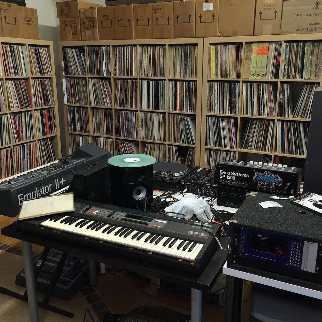botstein's tweet photo. Damn it's good to be home. #supwiththebeats @djqbert @djhardrich ? #emu #sp1200 https://t.co/QEHeY60zyn https://t.co/aQxIAnRcXo