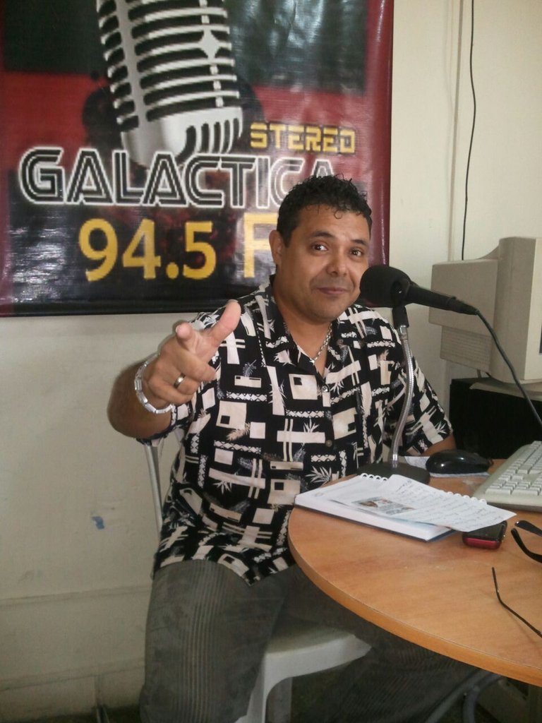 RichardReino's tweet photo. Gira de medios.... https://t.co/uY49f5YKqn