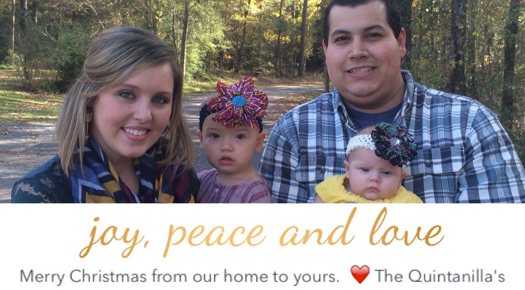 MrsQu88's tweet photo. Merry Christmas from the Q's https://t.co/7MXuojJTgd