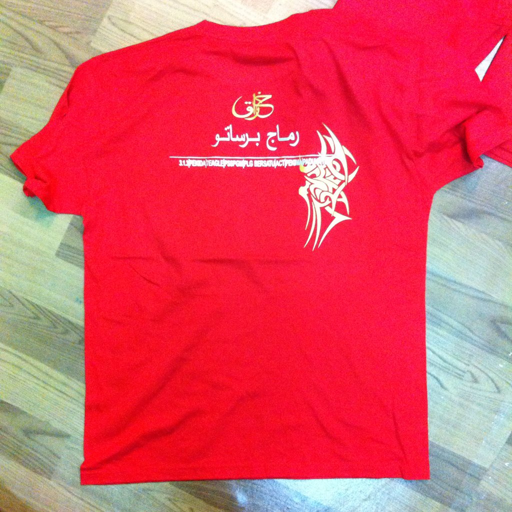 easykillbrand's tweet photo. #gerak13 #tshirt in #red #tempatan #serimanjung #perak https://t.co/6YnAg6lXIm