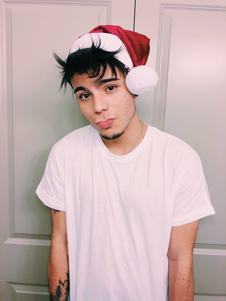 villalobossebas's tweet photo. Feliz Navidad https://t.co/g3gnch5ZL9
