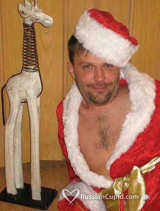 RussianProfiles's tweet image. "I'm a sexy Santa that's looking for a Mrs. Claus. Don't believe me? Just ask my giraffe" #RussianDatingProfiles
