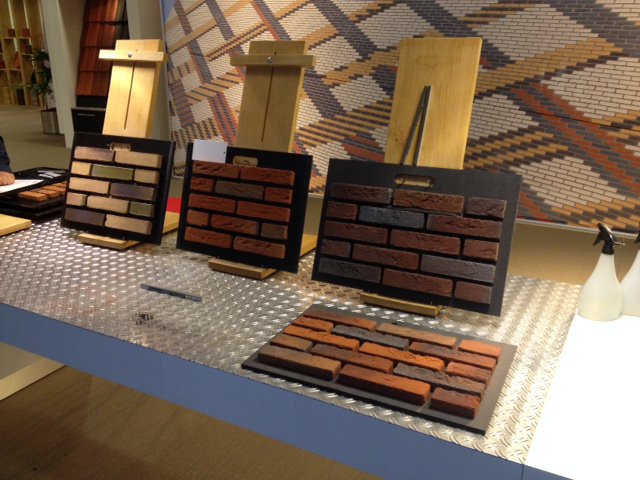 Mooie gevelstenen voor de Hof- en Singelwoningen en Appartementen in Park Harga! ow.ly/VUr0w