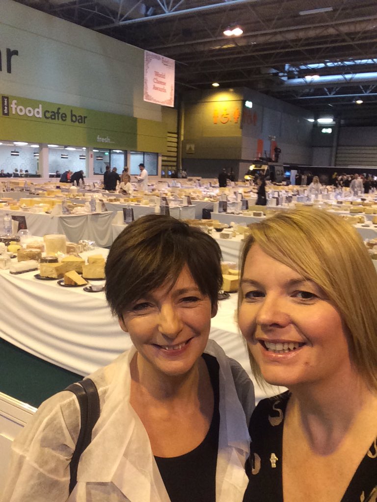 WendyPreston's tweet photo. @guildoffinefood #wca2015 @Haley_Clifford @IanNottage @DelifonsecaDock @delilahfinefood bring on 2016 https://t.co/O2jqFQ5IlK