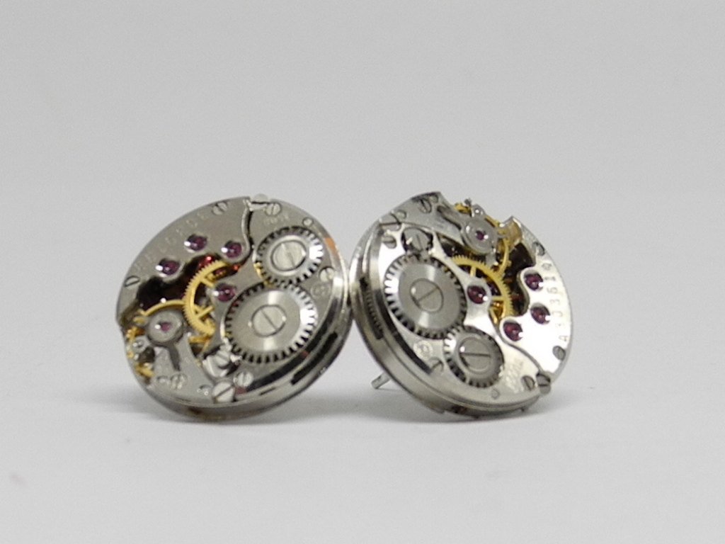 cjluke2004's tweet photo. Steampunk Post Earrings Steampunk Earrings Watch Earrings Indu… https://t.co/w32hnlJmK9 #Steampunk #Goth #EarPosts https://t.co/rMeQORz4vo