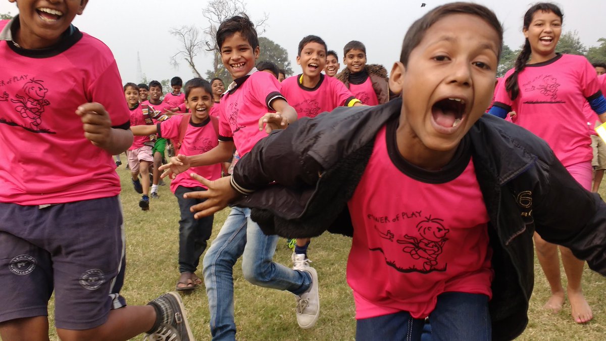 junglecrowsfdn's tweet photo. @zaff_k @WorldRugby @sportanddev
#CrowsWinterCamp
#RugbyFun https://t.co/DBI1fIu8C5