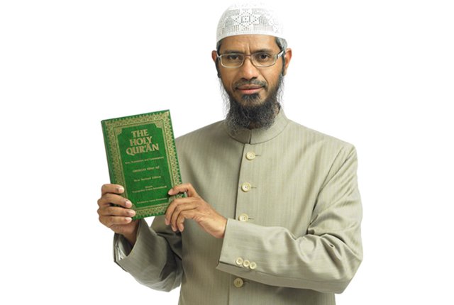 BersamaDakwah's tweet photo. Dr Zakir Naik Buktikan Seluruh Kitab Suci Gagal Diuji, Kecuali Al Quran https://t.co/dTqHil9U0r https://t.co/wDQHTbvpk7
