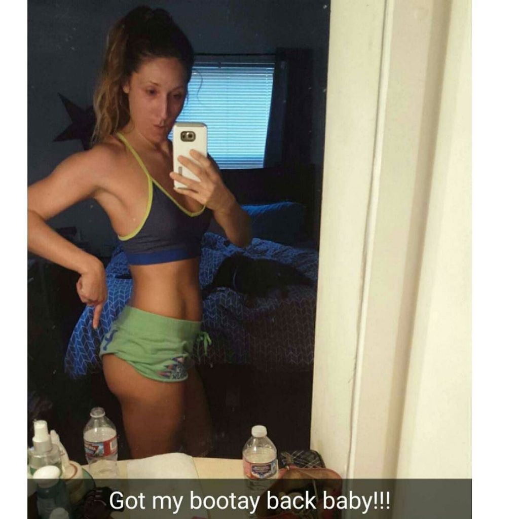 fitnesscurious_'s tweet photo. 21 days of fitness accountability #hammerandchisel #fit #fitness #fitgirl #bootybuilding #squats #beachbody #iworko… https://t.co/MragtlmE3X