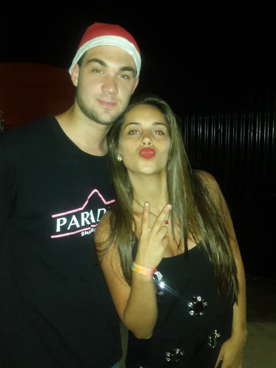 feddserafini's tweet photo. Con  la negra mas linda @cerasamanu https://t.co/Rn14YJXuKg