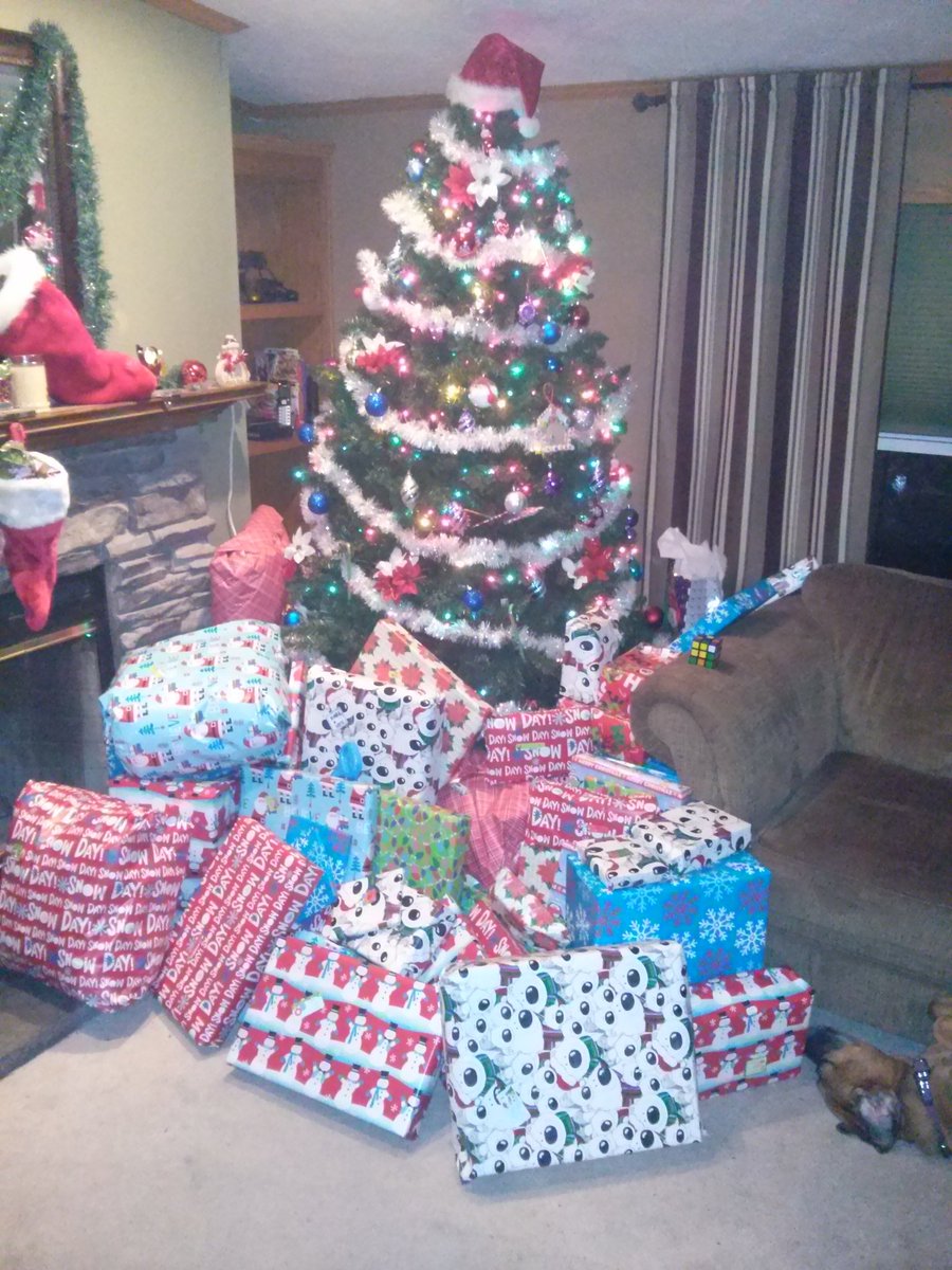 Lotsa friggin presents!