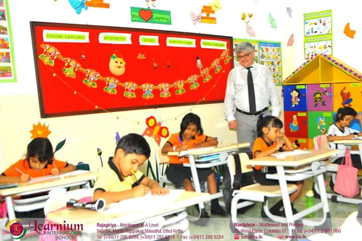 peaceislandcoll's tweet photo. #PrimaryStudents #BusyatWork #YoungAchievers #FutureLeaders
#Learnium #Wardplc #2015 https://t.co/zOHQtpYfir